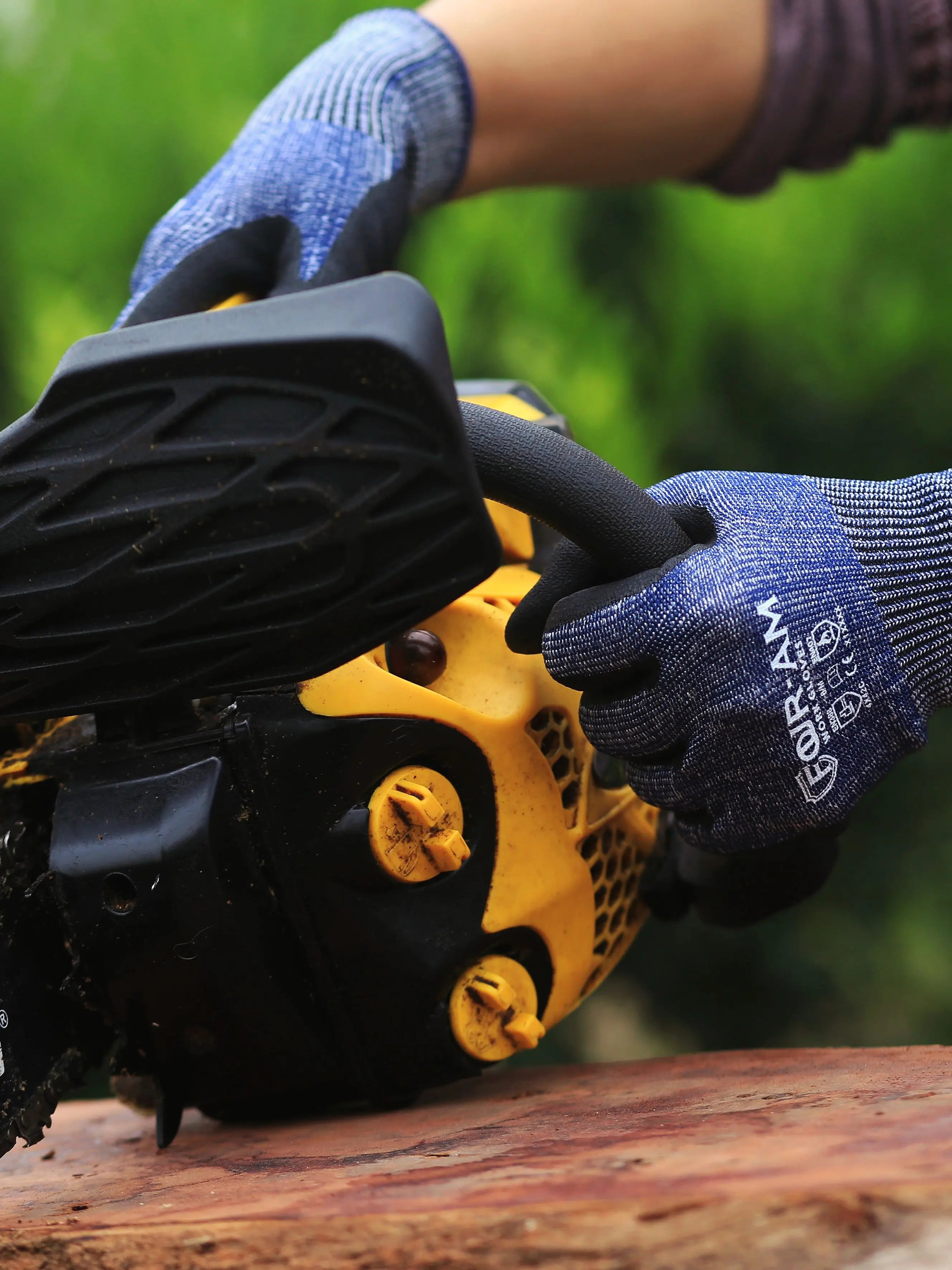 Level-5 Cut-Resistant Safety Gloves | Non-Slip Grip & Tough HPPE